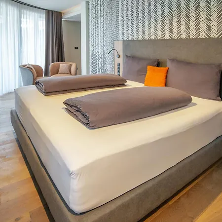 Nagalu Hotel 4*