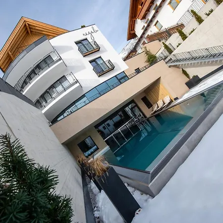 Hotel Nagalu 4*