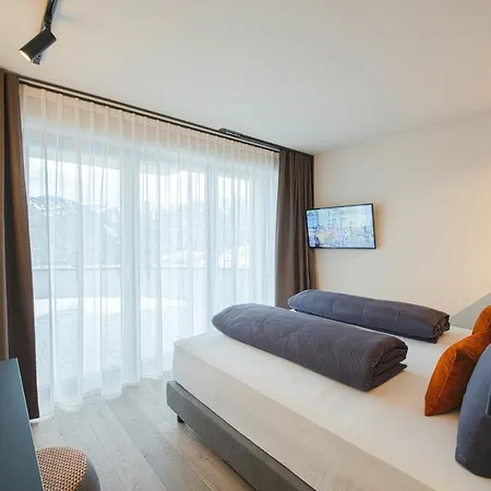 Nagalu Hotel Fiss